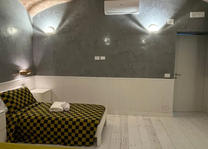 Guest house Villafranca17 4*